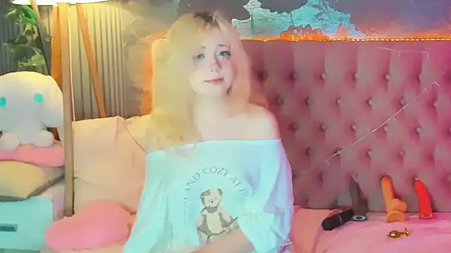 EmilyAngells online show from 08-07-26, 08:49