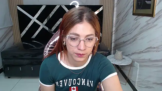 Snapshot of Angeles_v chatting on 03-02-25, 12:22 Angeles v online show from 03-02-25, 12:22