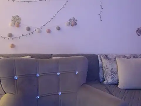 YourfantasyGiuly online show from 06-26-26, 11:58