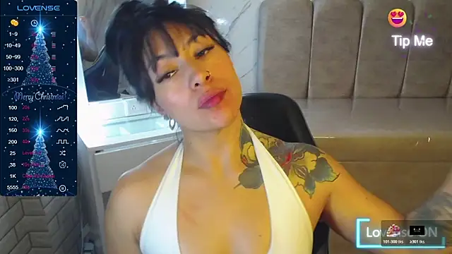 Isabella Collen v online show from 12-15-25, 08:02