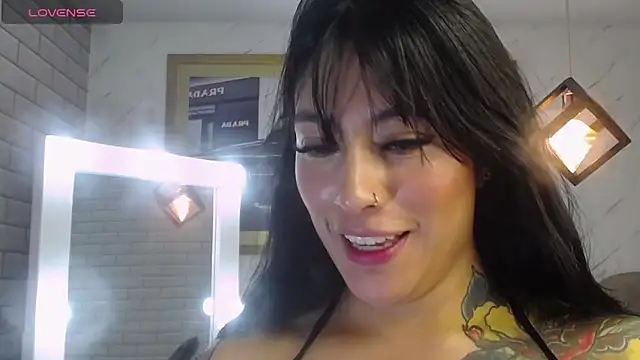 Isabella Collen v online show from 04-21-26, 01:42