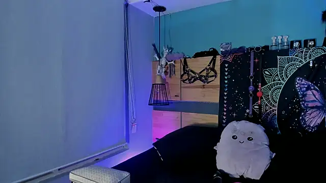 Snapshot of ChloeAllennn chatting on 05-18-26, 11:21 ChloeAllennn online show from 05-18-26, 11:21