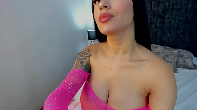 Snapshot of Antonella_Smiith_ chatting on 03-15-25, 04:10 Antonella Smiith online show from 03-15-25, 04:10