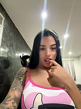 Snapshot of Antonella_Smiith_ chatting on 09-16-25, 02:45 Antonella Smiith online show from 09-16-25, 02:45