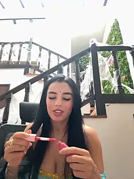 Snapshot of Antonella_Smiith_ chatting on 10-30-25, 04:41 Antonella Smiith online show from 10-30-25, 04:41