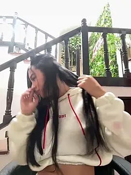 Snapshot of Antonella_Smiith_ chatting on 02-17-26, 01:51 Antonella Smiith online show from 02-17-26, 01:51