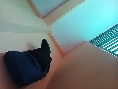 Snapshot of rahulkajuuu0909 chatting on 10-27-25, 08:40 rahulkajuuu0909 online show from 10-27-25, 08:40