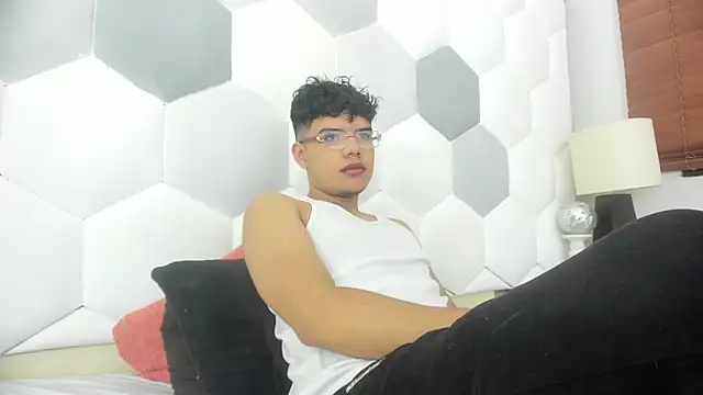 Axel Forte online show from 01-17-26, 01:27