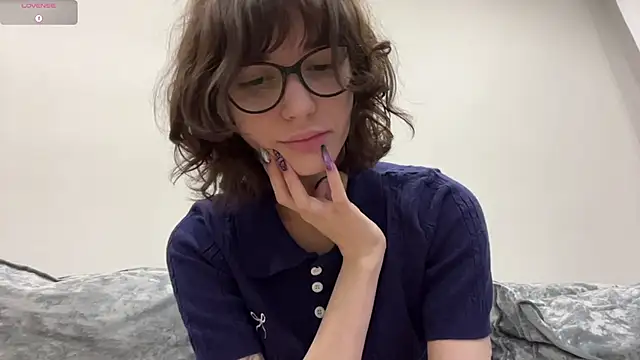 Snapshot of SibleyBurner chatting on 02-16-26, 04:30 SibleyBurner online show from 02-16-26, 04:30