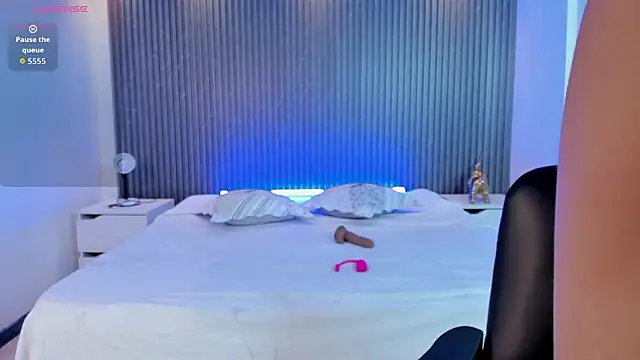 Snapshot of Ivaannaa_ chatting on 02-23-26, 12:46 Ivaannaa online show from 02-23-26, 12:46