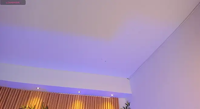 Snapshot of Ivaannaa_ chatting on 03-14-26, 10:53 Ivaannaa online show from 03-14-26, 10:53