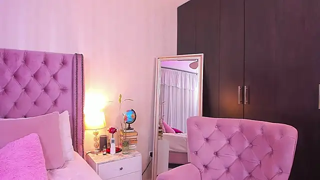 natashaleightt online show from 03-06-25, 02:51