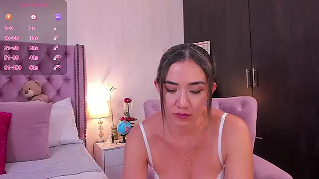 natashaleightt online show from 09-25-25, 02:26