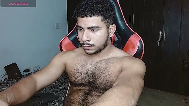 Snapshot of Javier_Hot27 chatting on 03-13-26, 06:47 Javier Hot27 online show from 03-13-26, 06:47