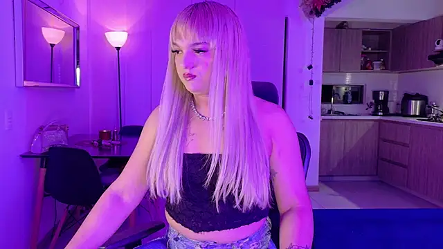 ScarletThompsonx online show from 02-18-26, 03:24