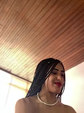 MichelleDiaz Pink online show from 02-23-25, 07:49