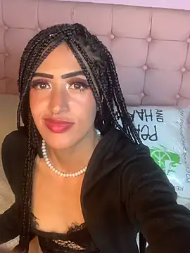 MichelleDiaz Pink online show from 03-04-25, 06:15