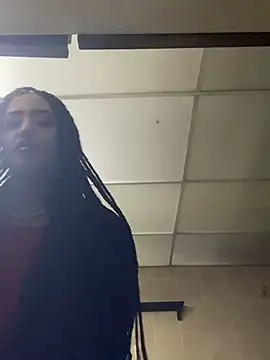 MichelleDiaz Pink online show from 03-08-25, 06:32