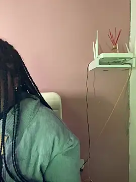 MichelleDiaz Pink online show from 03-11-25, 04:32