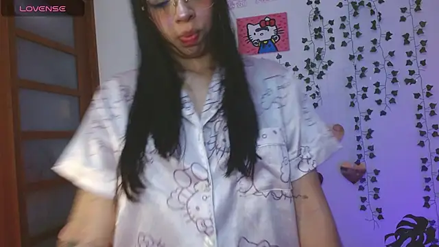 hellokitty  valery online show from 08-02-26, 12:09