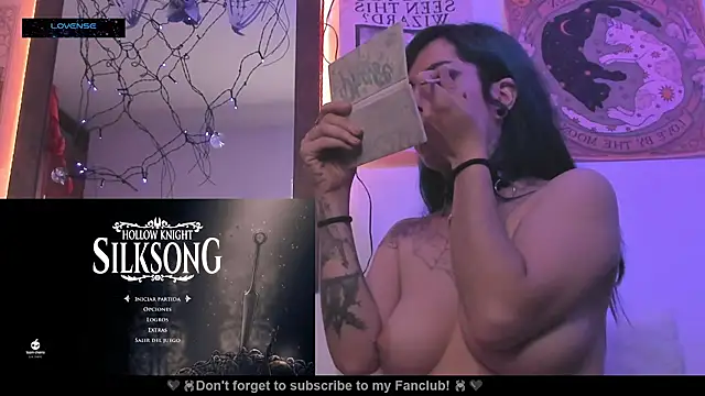 Snapshot of Hisato111 chatting on 10-26-25, 12:22 Hisato111 online show from 10-26-25, 12:22