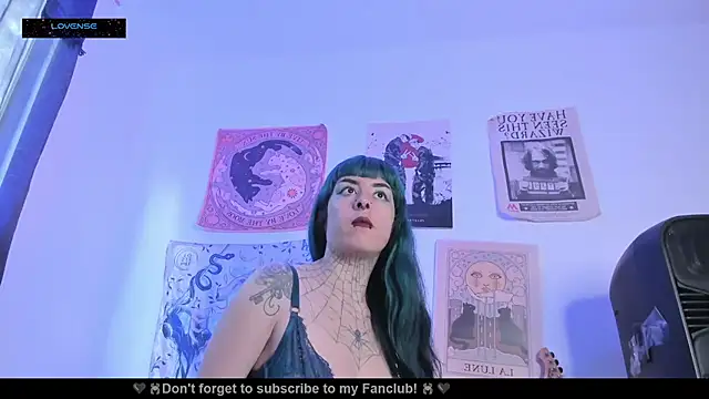 Snapshot of Hisato111 chatting on 11-09-25, 12:58 Hisato111 online show from 11-09-25, 12:58