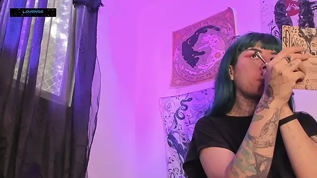 Snapshot of Hisato111 chatting on 11-13-25, 12:59 Hisato111 online show from 11-13-25, 12:59