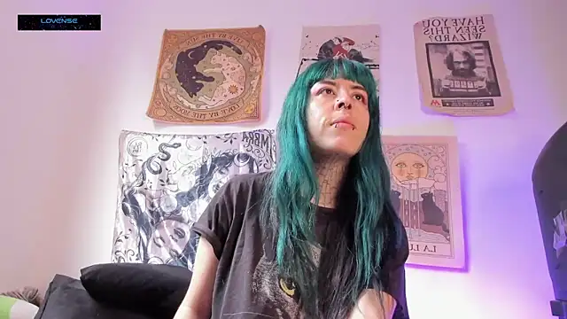 Snapshot of Hisato111 chatting on 11-19-25, 12:49 Hisato111 online show from 11-19-25, 12:49