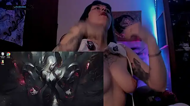 Snapshot of Hisato111 chatting on 03-06-26, 02:02 Hisato111 online show from 03-06-26, 02:02