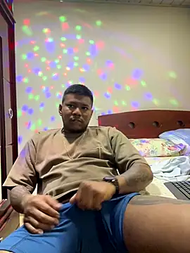 Saipuer31 online show from 12-17-25, 03:34