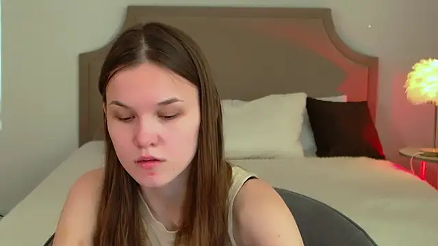 Snapshot of Amber_Rogers chatting on 03-10-25, 02:26 Amber Rogers online show from 03-10-25, 02:26