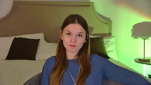 Snapshot of Amber_Rogers chatting on 03-19-25, 05:17 Amber Rogers online show from 03-19-25, 05:17