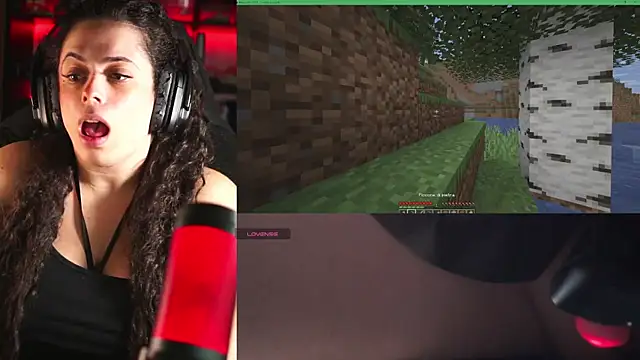 Snapshot of sharonurbex chatting on 03-03-26, 10:04 sharonurbex online show from 03-03-26, 10:04