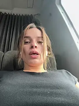 Snapshot of gynna_kimera chatting on 03-06-25, 04:07 gynna kimera online show from 03-06-25, 04:07