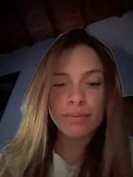 Snapshot of gynna_kimera chatting on 10-08-25, 03:09 gynna kimera online show from 10-08-25, 03:09