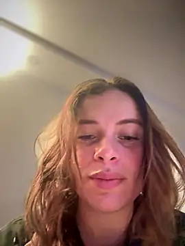 Snapshot of gynna_kimera chatting on 10-16-25, 04:35 gynna kimera online show from 10-16-25, 04:35