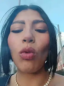 Snapshot of Kylie_brazt chatting on 03-04-26, 11:00 Kylie brazt online show from 03-04-26, 11:00