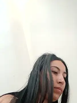 Snapshot of AnnHouston1 chatting on 03-01-26, 08:33 AnnHouston1 online show from 03-01-26, 08:33