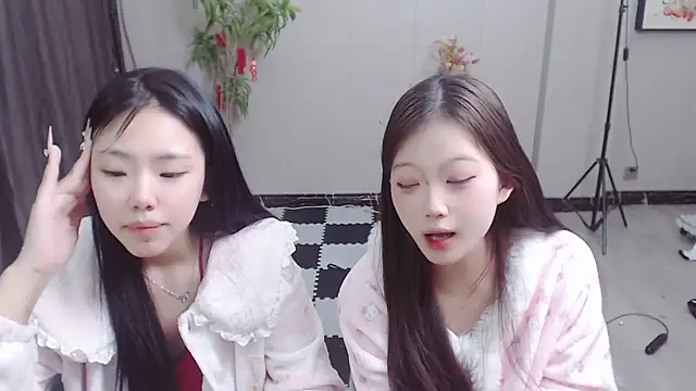 Snapshot of Facai55555 chatting on 02-25-25, 11:19 Facai55555 online show from 02-25-25, 11:19