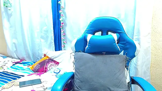 Gia leinn online show from 02-28-26, 07:48