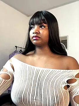 Snapshot of ValerieBlakee chatting on 09-23-25, 03:15 ValerieBlakee online show from 09-23-25, 03:15