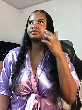 Snapshot of ValerieBlakee chatting on 10-30-25, 12:06 ValerieBlakee online show from 10-30-25, 12:06