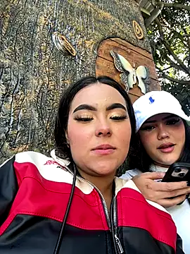 Snapshot of Emily_Black1 chatting on 09-21-25, 01:13 Emily Black1 online show from 09-21-25, 01:13