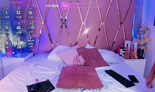 Snapshot of Emily_Black1 chatting on 12-05-25, 01:14 Emily Black1 online show from 12-05-25, 01:14