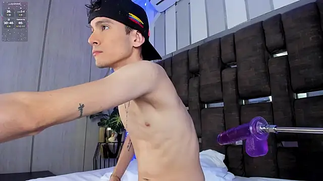 ValentinoMoreti online show from 09-26-25, 02:21