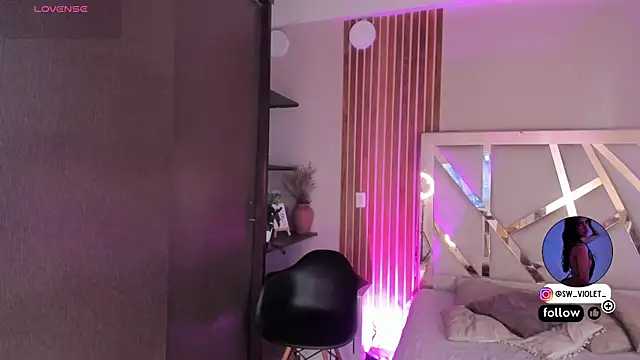 sweetviolet   online show from 04-22-26, 12:39