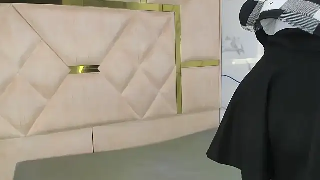 Snapshot of Kendall_6669 chatting on 10-28-25, 01:03 Kendall 6669 online show from 10-28-25, 01:03