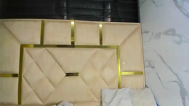 Snapshot of Kendall_6669 chatting on 11-19-25, 12:49 Kendall 6669 online show from 11-19-25, 12:49