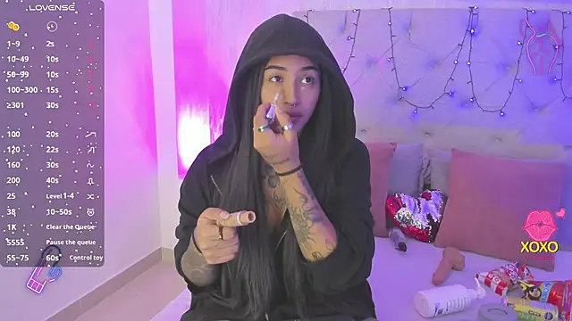 goth tasha online show from 10-22-25, 07:35