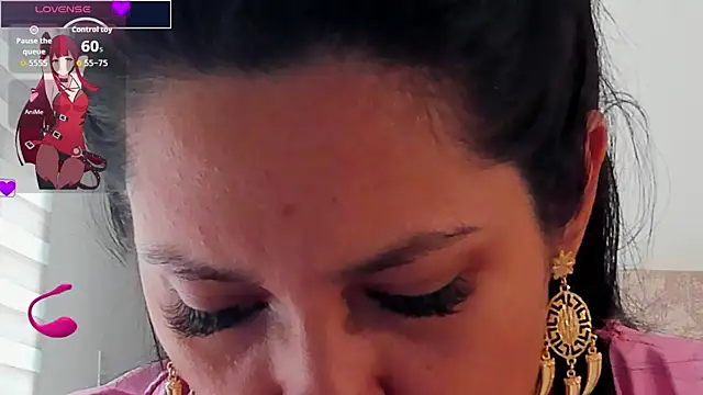 Snapshot of isabellarous- chatting on 07-29-26, 07:23 isabellarous- online show from 07-29-26, 07:23